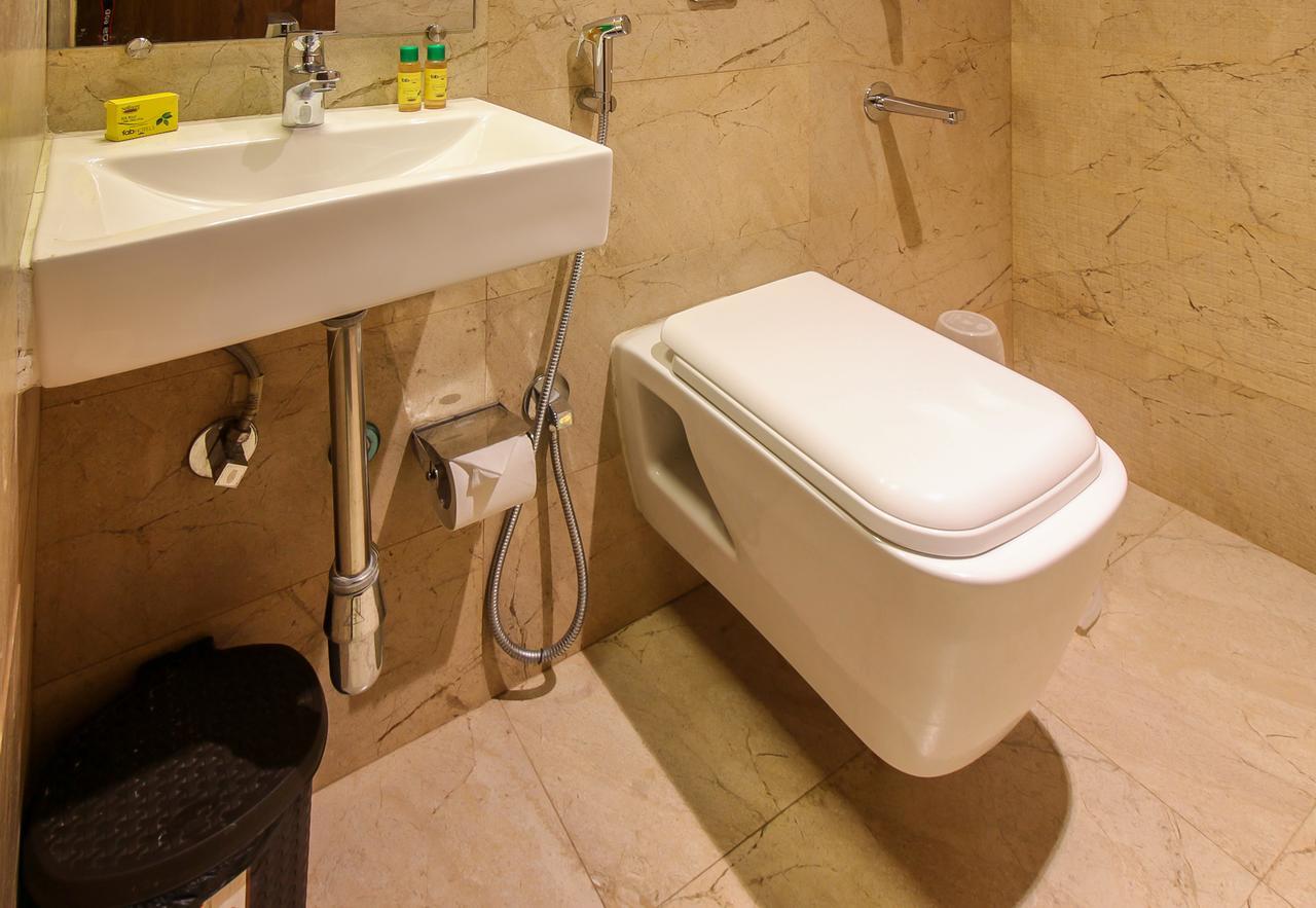 Fabexpress Adlon Andheri East مومباي المظهر الخارجي الصورة